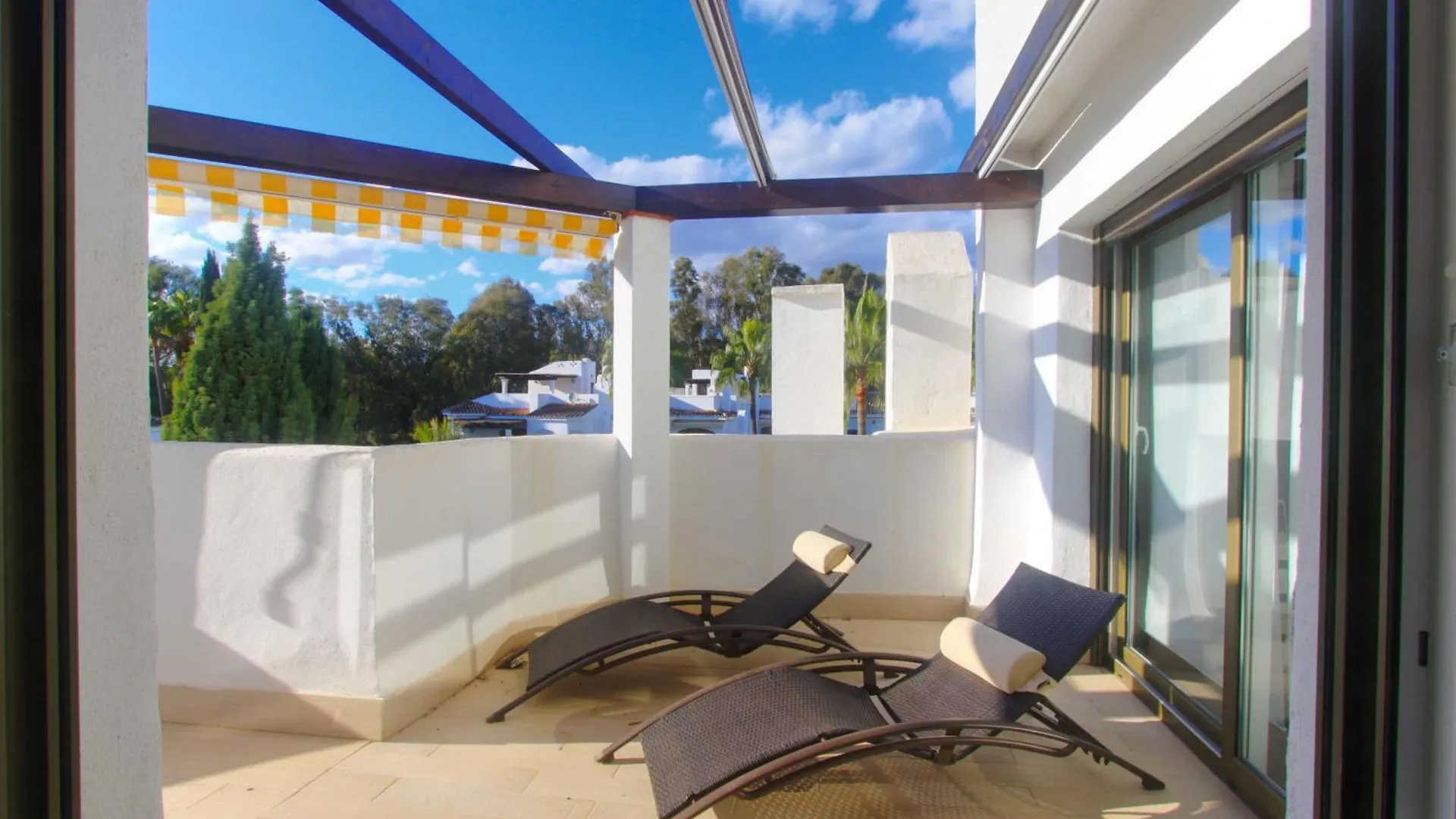 2036 Modern Golden Beach Duplex Penthouse Marbella Apartment